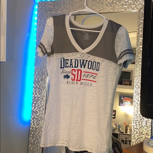 Tops - south dakota shirt